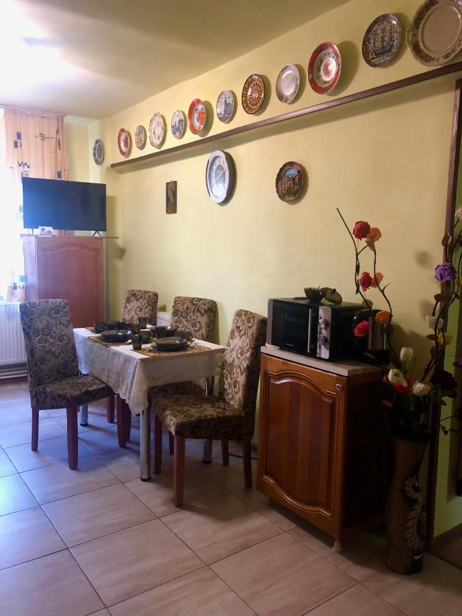 La Symo Apartament Straja Lupeni Lupeni  Екстериор снимка